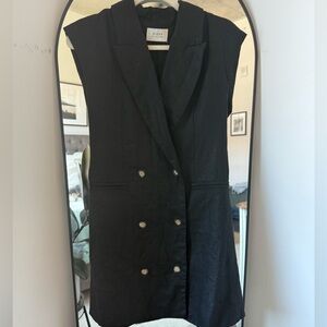 DISSH Black Sleeveless Blazer Dress